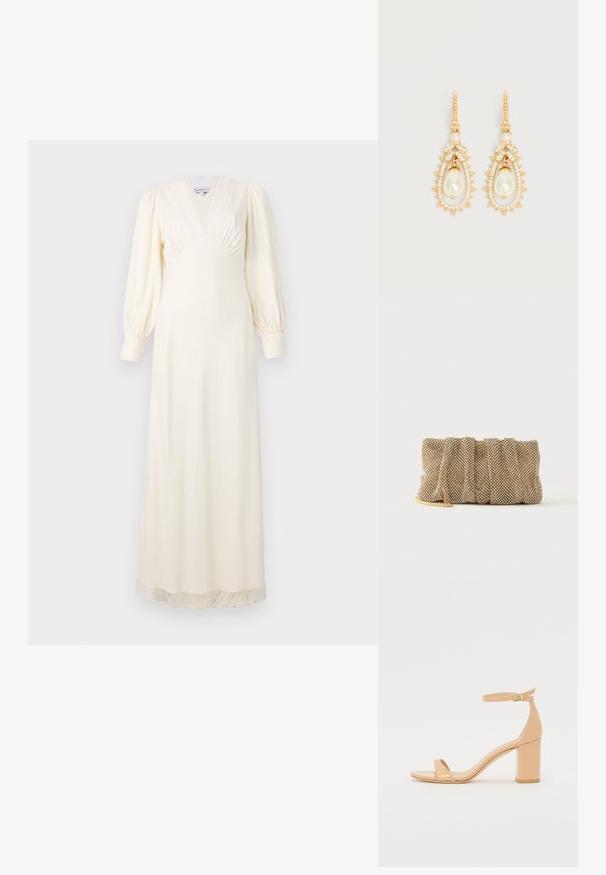 Langes kremfarbenes Kleid mit tiefem V-Ausschnitt, Puffärmeln und Spitzenbesatz am Saum. Glattes Material mit tailliertem Oberteil und fließendem Rock.; Nude Patentleder Pantolette mit Absatz, quadratischer Zehenpartie, Knöchelriemen und einem klobigen Blockabsatz. Glatte Textur und minimalistische Designdetails.; Kleine goldene Mesh-Clutch mit gerafftem Design und teilweise sichtbarem goldenen Kettengurt auf einfachem weißem Hintergrund.; Ohrhänger in Goldoptik mit tropfenförmigen Kunstperlen, umgeben von kleinen klaren Kristallen und blattförmigen Kristallakzenten.