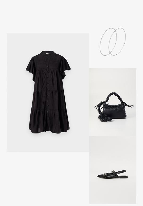 Schwarzes Kleid mit Knopfleiste, Rüschensäumen, gestuftem Design und strukturiertem Oberteil. Hergestellt aus leichtem Stoff.; Even&Odd Sling-Ballerina - black; Schwarze Handtasche aus Kunstleder mit Krokodilstruktur, gerafftem oberen Teil und einem geschoppten Tragegurt. Sie wirkt weich und kompakt im Design.; Silberne Creolen mit minimalistischem Design. Rundform, glatte Oberfläche und dünnes Profil. Leichtgewichtig mit hochglänzender Oberfläche.