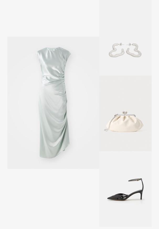Satin midi kjole i lys grøn, med korte ærmer, rund halsudskæring, sidefoldedetaljer og en tætsiddende silhuet.; Sort læder højhælet sko med spids tå, åbne sider og en tynd ankelrem med en lille guld detalje.; Cremefarvet stofclutch med et rynket design, sølv metalramme, to dekorative kugler og en sølvkæde som rem.; Sølvfarvede øreringe med et bølget, abstrakt design prydet med små, funklende krystaller. Sikret med en studs baglukning.