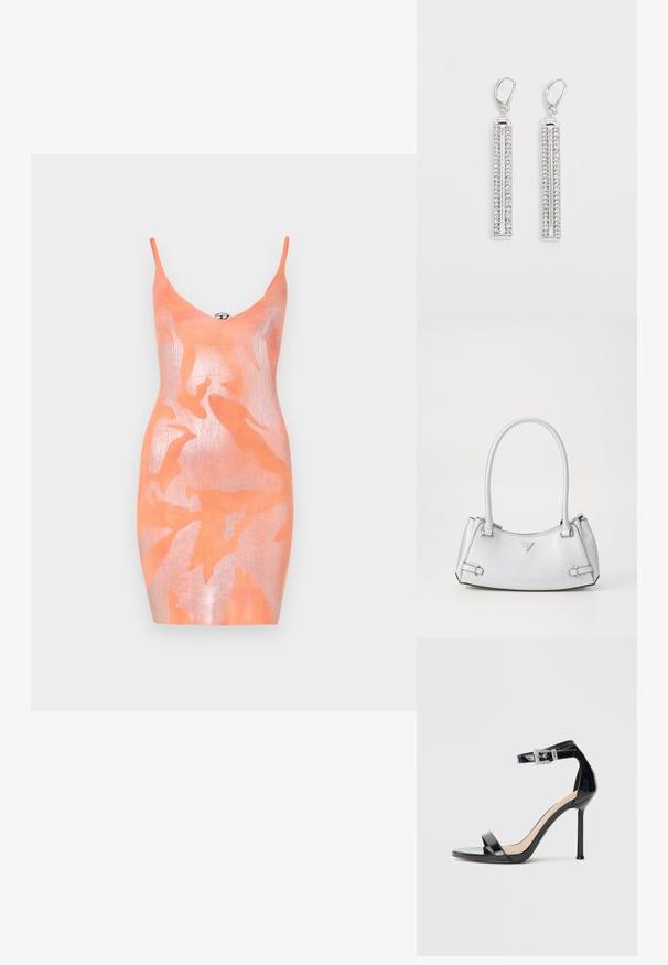 Strikket bodycon kjole i orange med et glimrende overlay. Har tynde stropper, en dyb V-hals og et bladmønster. Generelt glat tekstur.; Sort højhælet sandal i laklæder med ankelrem. Har minimalistisk design, åben tå og spænde med rhinsten-detaljer.; Sølv håndtaske med et struktureret design, der har to håndtag, en skinnende overflade, accenthardware og et trekantet logo på fronten.; Sølv øreringe med to forlængede stænger, hver sat med små, klare rhinsten i et lineært mønster. Lever-back lukning.
