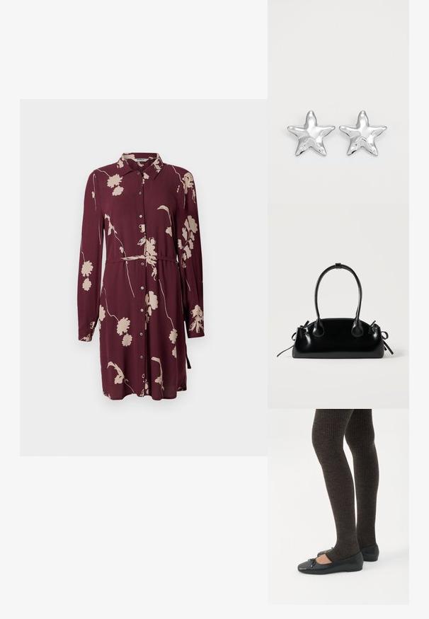 Maronfarvet skjortekjole med lange ærmer, knapfront, blomsterdesign i cremefarve, justerbar taljebånd og blød, tekstureret stof.; Ben iført mørke ribbede leggings kombineret med sorte balletsko med små sløjfedetaljer på hvid baggrund.; Lille sort blank håndtaske med to lange håndtag og snøre-detaljer i siden på en ensfarvet lys baggrund.; Sølvstjernede øreringe med en poleret, blank overflade. Hver ørering har fem spidser og subtile teksturdetaljer på overfladen.