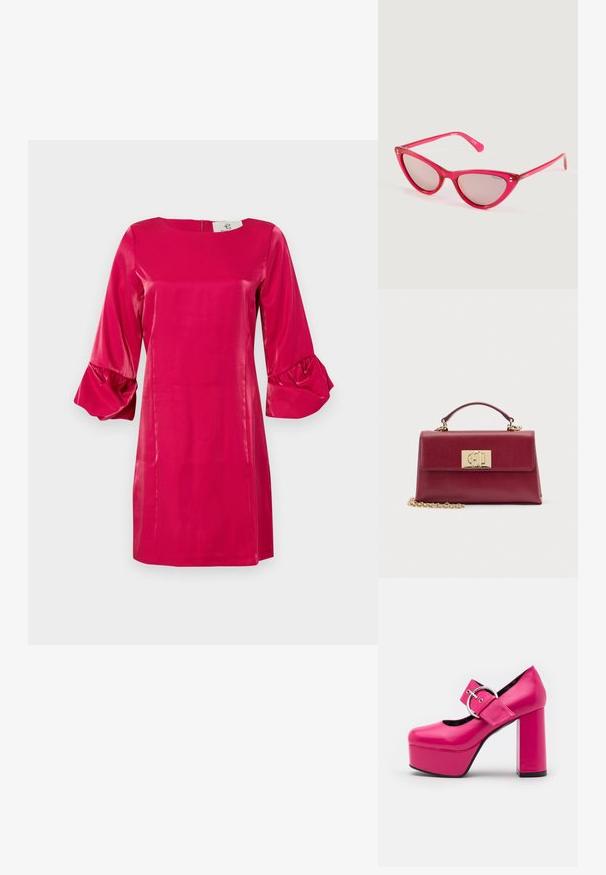 Fuchsia satijnen jurk met een ronde halslijn, uitlopende driekwartmouwen en een ritssluiting aan de achterkant. Gladde textuur met een glanzende afwerking.; LAMODA FORGET ME PLATFORM - Hoge hakken - fuchsia; Rode kattenoogstijl zonnebril met doorschijnende roze montuur en getinte lenzen, rustend op een lichte ondergrond.; Donkerrode leren handtas met bovenhandvat, gouden sluiting in het midden en een gouden kettingriem die vooraan op een witte achtergrond ligt.