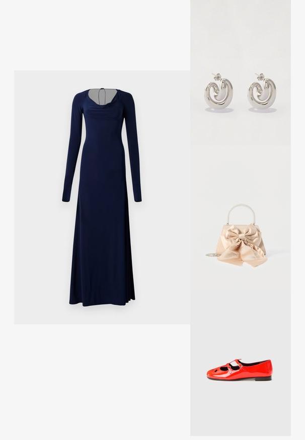 Lang donkerblauwe jurk van een gladde stof. Heeft een kapmouwenkraag, lange mouwen en een aansluitende corsage die uitloopt aan de zoom.; Rode lakleren ballerina met twee klittenbandsluitingen en uitsparingen bij de tenen. Lage, effen zwarte hak. Gladde textuur.; Beige satijnen handtas met grote bijpassende decoratieve strik, parelmoeren handvat en zilveren kettingriem op witte achtergrond.; Zilveren metalen oorbellen met een gedraaide ontwerp, met gladde oppervlakken en een gepolijste afwerking, beveiligd met een vlindersluiting.