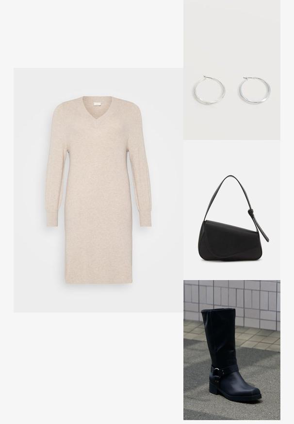 Beige gebreide jurk met een V-hals, lange mouwen met manchetten, en een getailleerde silhouet. Gladde textuur en jurk tot de knie.; Zwarte leren kuitlaars met een lage blokhak en een decoratieve riem met metalen gesp rond de enkel, op een betegeld trottoir.; Zwart leren handtas met een driehoekige vorm, schuine klep en een ronde handgreep. Heeft een gladde textuur en minimalistische ontwerpelementen.; Zilverkleurige metalen creolen oorbellen met een glad, licht gebogen oppervlak en sluitingen met haaksluiting op een effen witte achtergrond.