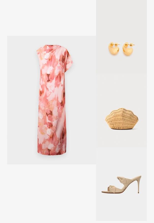 Vestido maxi floral en suaves tonos rosa y melocotón, con un patrón abstracto de acuarela, mangas cortas y una silueta relajada.; Sandalia mule de tacón alto color beige con dos tiras nudo retorcidas y tacón stiletto delgado sobre fondo blanco.; Bolso de mano de ratán tejido con forma de concha de vieira, de color marrón claro natural y bordes redondeados y texturizados.; Par de pequeños pendientes de botón de tono dorado, robustos, con formas abstractas suaves y curvas sobre un fondo claro.