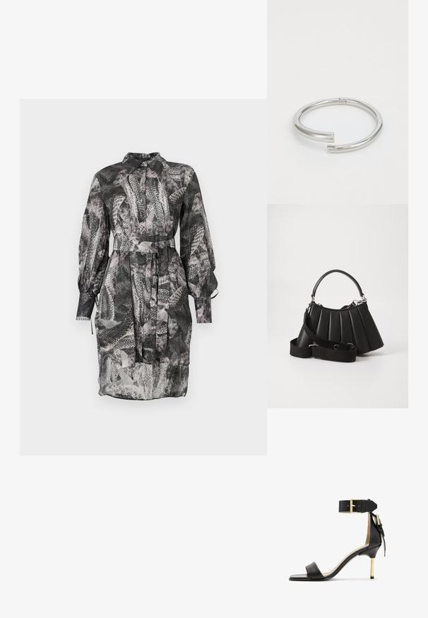 Schwarz-weißer gemusterter Kleid mit einem Kragen-Ausschnitt, langen Ärmeln, Knopfleiste und einem Bindegürtel in der Taille. Durchscheinender Stoff.; Schwarze Leder-Absatzsandale mit quadrater Zehenform, Fesselriemen mit einer goldenen Schnalle und einem schlanken, metallischen Absatz. Glatte Textur, minimalistisches Design.; Schwarze, gefaltete Handtasche mit einem runden Griff, verstellbarem Schulterriemen und glänzender Textur. Verfügt über silberne Hardware und eine strukturierte Silhouette.; Calvin Klein SPIRAL - Armband - silver-coloured