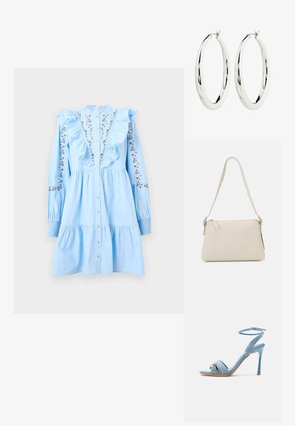 Vestido azul claro con botonadura, adornos en volantes, bordados florales en la parte frontal y las mangas, y diseño de falda en capas.; Sandalia de tacón alto de mezclilla azul claro con correa en el tobillo, puntera abierta y detalle de cremallera plateada y charm en la correa frontal.; Bolso de hombro beige hecho de cuero suave con cierre de cremallera. Presenta un diseño simple, correa de hombro delgada y acentos de hardware metálico.; Pendientes de aro de plata con una superficie lisa y reflectante. Forma redonda y grande con un cierre seguro en la parte superior. El acabado pulido resalta el brillo.