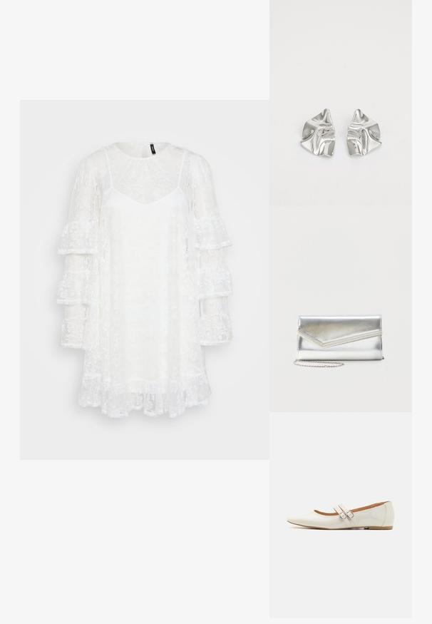 Robe en dentelle blanche avec un col rond, une doublure en forme de V et des manches longues à volants superposés. Tissu transparent avec des motifs floraux tout au long.; Ballerines en cuir verni blanc avec un bout pointu, deux sangles décoratives avec des boucles en argent, et une semelle marron discrète.; Pochette argentée brillante avec rabat style enveloppe et garniture décorative, petite bandoulière chaîne argentée, sur fond clair uni.; Boucles d'oreilles en métal argenté avec un design ondulé et sculptural, présentant une finition polie et des formes irrégulières, mettant en valeur une esthétique contemporaine.