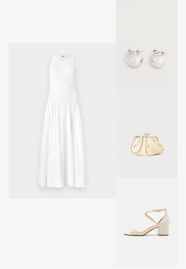 Robe maxi blanche avec un haut côtelé et une jupe fluide et froncée. Confectionnée en tissu léger, elle présente un design sans manches et un col rond.; Sandales à talon bloc beiges présentant un design minimaliste, bout ouvert et une sangle de cheville ajustable avec une boucle dorée. Texture lisse.; Pochette en cuir beige plissé avec un cadre en métal argenté, dotée de deux fermoirs ronds décoratifs et d'une chaîne en argent.; Paire de boucles d'oreilles argentées brillantes et épaisses avec fermoirs à tige, sur fond blanc uni.