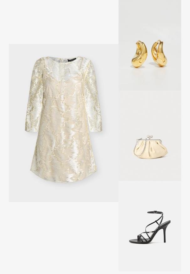 Robe longue crème et argentée à manches longues avec un motif métallique ondulé texturé et un col rond, conçue pour des occasions formelles.; Sandale noire à talons hauts avec des brides fines, une boucle à la cheville, une surface en cuir lisse et un talon aiguille élancé.; Pochette en cuir beige plissé avec un cadre en métal argenté, dotée de deux fermoirs ronds décoratifs et d'une chaîne en argent.; Boucles d'oreilles en or en forme de d'anneaux lisses et courbés avec une finition polie. Équipées d'un mécanisme de fermeture et de légères indentations pour le détail.