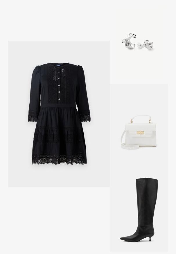 Sort kjole med lange ærmer, knaplukning foran, blonder og tieret design. Har struktureret bundkant og blød stoffinish.; Knæhøje sorte læderstøvler med spids tå og kitten-heel. Glat tekstur og minimalistisk design uden synligt hardware eller accenter.; Call it Spring BULLETPROOFF - Håndtasker - white synthetic smooth; Sølv øreringe formet som snoede knuder med en glat, poleret finish, den ene vist fra siden og den ene forfra på en hvid baggrund.