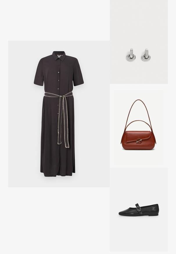 Robe noire à manches courtes, boutonnière à l'avant et ceinture assortie avec un détail de couture décoratif contrastant.; Chaussure plate en cuir noir avec un bout arrondi, une seule sangle réglable à boucle et une texture lisse et brillante. Design minimaliste avec un petit talon.; Sac à bandoulière en cuir marron de forme rectangulaire arrondie, rabat asymétrique, fermoir circulaire argenté et deux fines bretelles.; Paire de petites boucles d'oreilles créoles argentées brillantes avec une base ronde, présentées sur un fond clair uni.