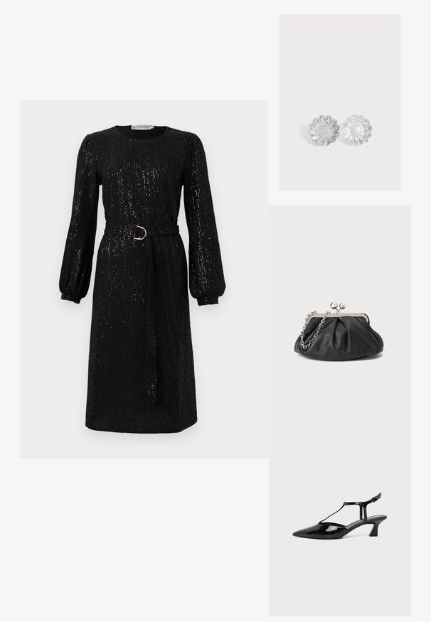 Schwarzes Kleid mit langen, puffigen Ärmeln und tailliertem Bund. Aus Paillettenstoff gefertigt, mit rundem Ausschnitt und geradem Schnitt.; Schwarzer Slipper aus Lackleder mit spitz zulaufender Kappe, T-Riemen und niedrigem, schrägem Blockabsatz vor weißem Hintergrund.; Schwarze Leder-Clutch mit geraffter Textur, silberfarbener Metallrahmen, Druckverschluss und Kettenriemen. Glatte, weiche Oberfläche.; Zwei kleine silberne, blumenförmige Metall-Backformen mit gezackten Kanten auf einem schlichten hellen Hintergrund.