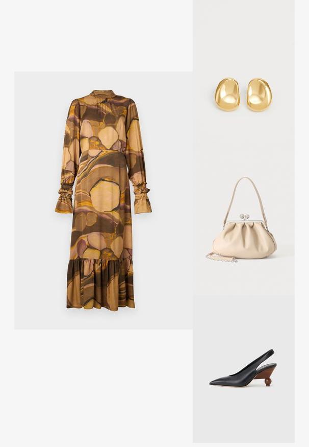 Langärmliges Kleid aus weichen, gemischten Materialien mit einem braunen und beigen abstrakten Muster, hohem Kragen, Rüschensäumen und einem rüschierten Saum.; Schwarzer Slingback-Schuh mit spitzer Zehe, einem abgerundeten Holzblockabsatz und glattem Lederobermaterial vor einem hellgrauen Hintergrund.; Beige weiche Lederhandtasche mit silbernem Metallrahmenverschluss, einem Schulterriemen und einem optionalen Kettenriemen auf weißem Hintergrund.; Goldfarbene Ohrstecker mit einer glatten, runden Form und einer reflektierenden Oberfläche, die ein minimalistisches Design ohne sichtbare Muster zeigen.