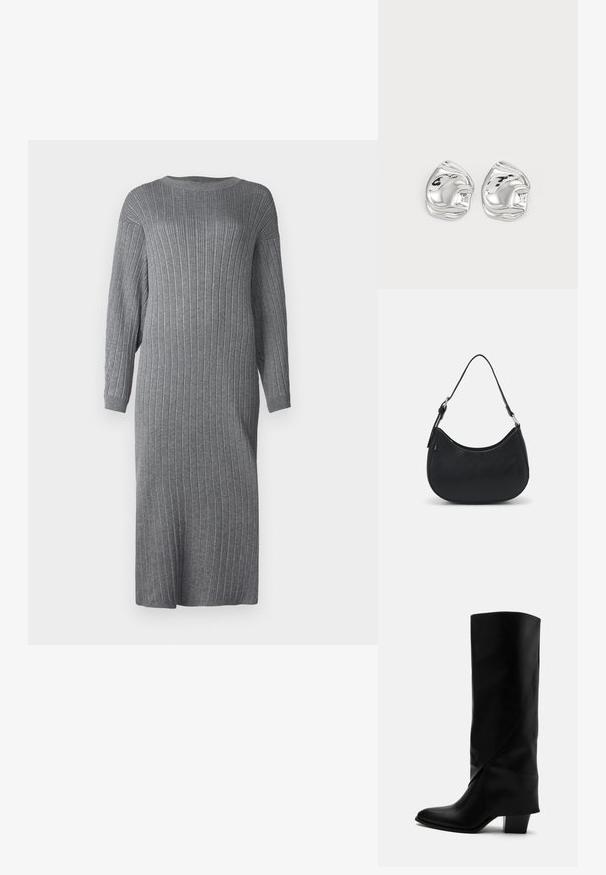 Vestido de punto acanalado gris, de corte holgado, con mangas largas, cuello redondo y largo hasta la mitad de la pantorrilla. Presenta una textura vertical en toda la tela.; Bota alta de cuero negro con costuras anguladas, puntera puntiaguda y tacón grueso de altura media sobre fondo blanco.; Bolso hobo negro hecho de cuero suave con una silueta curva, que cuenta con una sola correa ajustable y detalles de diseño minimalistas.; Pendientes de studs en forma abstracta de plata con un acabado pulido, que presentan curvas suaves y contornos sutiles. Sin patrones o acentos visibles.