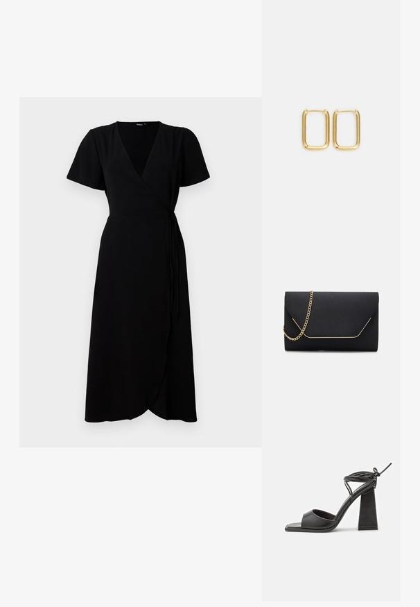 Zwarte wikkeljurk met korte mouwen, V-hals, tailleband en rok tot de enkels. Glad stof met een subtiele textuur.; RAID ROBINA - Sandalen met hoge hak - black; Zwarte clutch tas met een soepele textuur, voorzien van een gouden schouderriem en een geometrische klepafsluiting omlijnd met goud.; Gouden metalen ringoorbellen met een vierkante vorm, gladde randen en een gepolijste afwerking, die het licht weerkaatsen met een glanzend oppervlak.