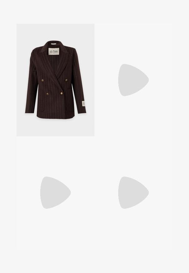 Blazer de doble botonadura a rayas finas marrón oscuro con botones dorados, solapas con muesca, bolsillos delanteros y una etiqueta Yale GANT dentro del cuello.; Jersey marrón de cuello alto con manga larga, silueta ajustada y cuello, puños y bajo acanalados.; Pantalones de pana ancha de color marrón con una textura acanalada, cinco bolsillos y cierre de botón frontal. Cuenta con una etiqueta en la cintura.; Bailarina de charol marrón con punta cuadrada y tira que presenta una pequeña hebilla dorada. Textura suave, tacón bajo y diseño minimalista.