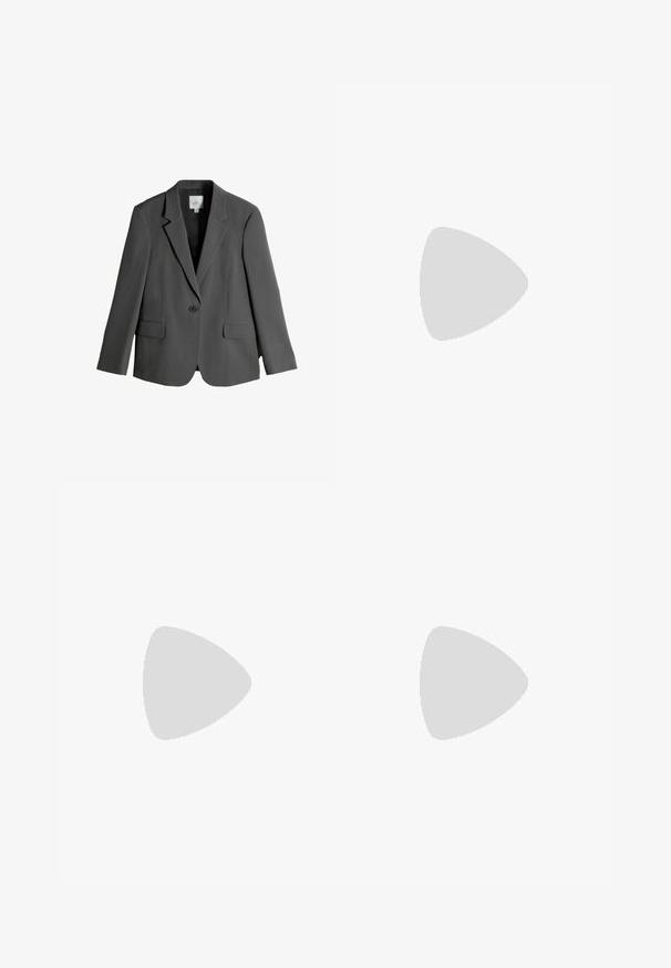 Blazer gris avec revers crantés, fermeture à un bouton, et deux poches avant. Fabriqué en tissu lisse, présentant une silhouette ajustée.; Robe beige sans manches avec fines bretelles réglables et un foulard assorti noué lâchement autour du cou.; Pantalons gris texturés avec fermeture à bouton, braguette zippée et crochets supplémentaires, présentant des accents argentés sur la ceinture et la doublure intérieure.; Loafers en argent métallisé avec une texture lisse, présentant un accent matériel décoratif et un petit talon en bois. Design classique.