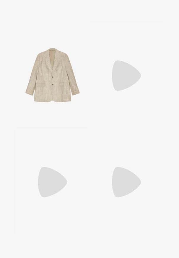 Μπεζ καρό σακάκι με δύο κουμπιά, με πέτο notch και τσέπες με καπάκι, εμφανίζεται επίπεδο σε λευκό φόντο.; Κρέμα ραβδωτό πουλόβερ με ψηλό γιακά, φτιαγμένο από μαλακό ύφασμα, με μακριά μανίκια και χαλαρή εφαρμογή, με διπλωμένο γιακά και στρίφωμα.; Προσαρμοσμένο παντελόνι από υφασμάτινο, υφασμένο σε ελιά πράσινη απόχρωση. Διαθέτει ίσιο κόψιμο ποδιού, μπροστινές τσέπες και κλείσιμο με ένα κουμπί.; Καφέ ανδρικό μοκασίνι από δέρμα με χαμηλό τακούνι, ραφή moc toe και διακοσμητικό λουράκι με υφή στο πάνω μέρος.