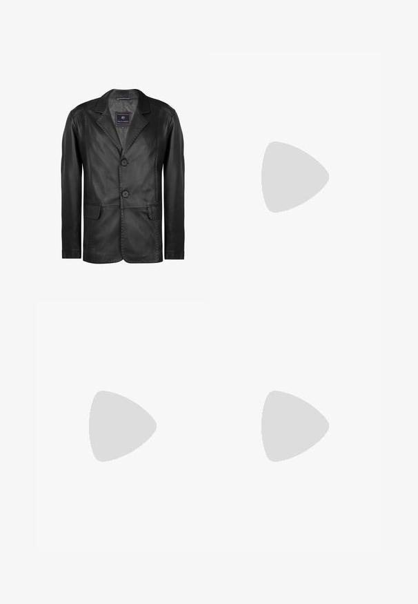 Blazer en cuir noir avec un col cranté, deux boutons et deux poches avant. Texture lisse avec des détails de couture subtils.; Sweatshirt à capuche noir en tissu en mélange de coton. Il comporte une poche frontale et un logo en bleu et rouge. Poignets et ourlet côtelés.; Pantalons cargo noirs en tissu léger, dotés de deux poches latérales, d'une taille élastique et de poignets ajustables.; Baskets noires épaisses avec un design texturé, semelle épaisse et fermeture à lacets, présentées sur un fond neutre uni.