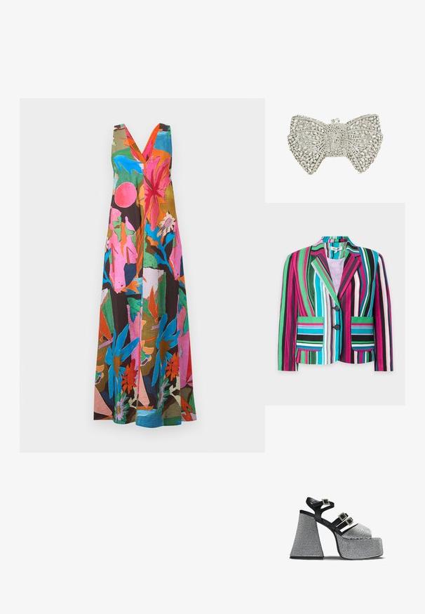 Blazer rayé coloré avec des rayures verticales rose, verte, bleue, blanche et noire, deux poches avant et deux boutons noirs.; Robe longue sans manches avec un profond décolleté en V, présentant un imprimé floral abstrait et vibrant dans des tons roses, bleus, orange, verts et bruns.; Sandale à plateforme noire et argentée avec trois brides ornées de boucles en strass et un talon large et texturé.; Pochette en forme de nœud en ton argent, ornée de strass transparents et d'un fermoir en cristal sur le dessus.