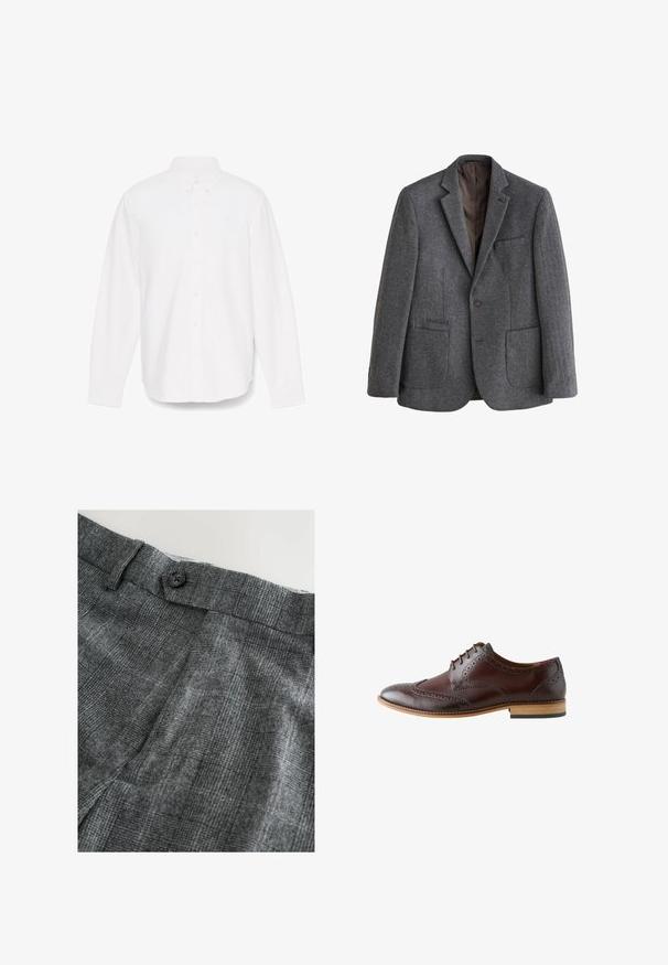 Grå uldblazer med sildebensmønster, enkeltknappet, med notch revers, tre forlommer og mørkebrun inderforing.; Hvid langærmet skjorte med knapper og spidse kraver, enkelt lomme og subtilt tekstureret stof. Har knapmanchetter og lige kant.; Grå mønstrede bukser lavet af struktureret stof, med knaplukning og et subtilt ternet design i varierende nuancer af grå.; Mørkebrun læder brogue festsko med wingtip-detaljer, lukket snørebinding og lystræsål, set fra ydersiden.