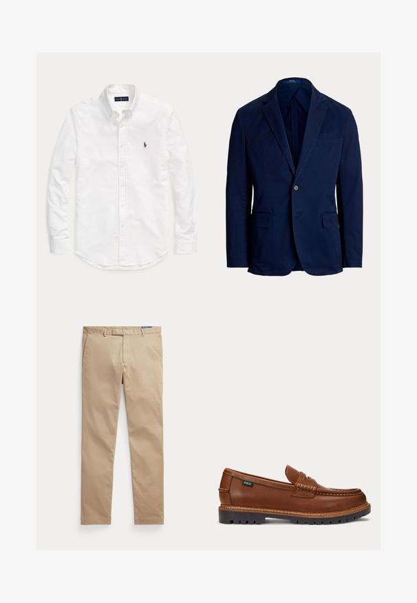 Marineblå blazer med enkelt knap, slag med hakkede revers og klaplommer, skræddersyet pasform, Polo Ralph Lauren label inde i kraven.; Hvid skjorte med lange ærmer, knapper og krave med lille broderet logo på venstre bryst, lagt fladt på ensfarvet baggrund.; Beige bukser med lige ben, bæltestropper, forlommer og lynlåslukning vist fladt på en hvid baggrund.; Brun læderloafer med syninger, robust sort sål og lille "Polo" mærkat på siden.