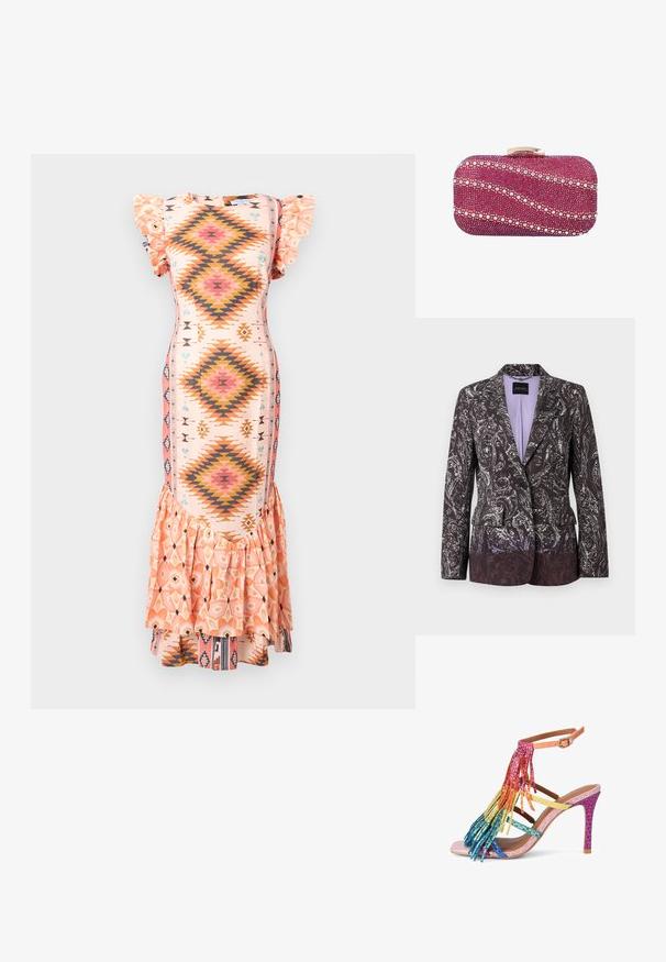 Blazer cintré pour femme avec motif paisley noir et blanc complexe, fermeture à un bouton et doublure intérieure lavande.; Robe midi à motifs en rose pastel avec des manches courtes volantées, des designs en forme de diamant orange et bleu, et un ourlet évasé avec volants.; Sandale à talons hauts avec semelle rose, brides multicolores en strass et décoration à franges arc-en-ciel suspendues à la sangle de cheville avec boucle.; Petit sac à main rectangulaire rose décoré de motifs diagonaux en perles et strass avec une fermeture dorée sur le dessus.