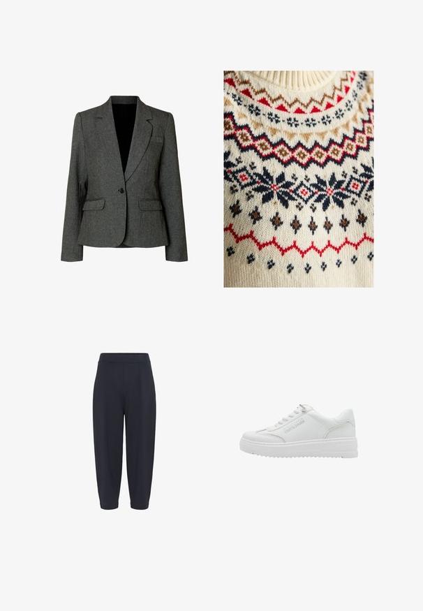Grauer Blazer aus strukturiertem Stoff, mit eingekerbtem Kragen, einem Knopfverschluss, zwei vorderen Taschen und einer eleganten, taillierten Passform.; Cremiger Strickpullover mit hohem Rippkragen, der geometrische Muster in Marineblau, Rot, Braun und Schwarz aufweist. Weicher Textur.; Marineblaue, schmal zulaufende Hose mit einem elastischen Bund, die mittlere Falten, eine glatte Textur und einen knöchellangen Schnitt aufweist.; Weißer Ledersneaker mit strukturierter Oberfläche, dicker weißer Sohle, vorderer Schnürung und geprägt seitlichem Logodetail.
