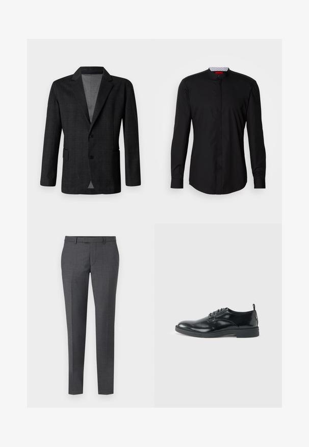 Blazer entallado gris oscuro con una textura suave, diseño de un solo botón, solapa en muesca y dos bolsillos frontales. Presenta dos botones.; Camisa negra de manga larga con cuello mandarín, confeccionada en una tela suave, con cierre de botones en la parte delantera y detalles de diseño sutiles.; Pantalones gris ajustados con una textura suave, corte recto, frente plano y passantes para cinturón. Cuenta con un sutil patrón de cuadros y una línea de planchado en el frente.; Zapato de vestir negro de cuero brillante con tacón bajo, cierre de cordones y puntera redonda, mostrado de lado sobre un fondo claro y liso.