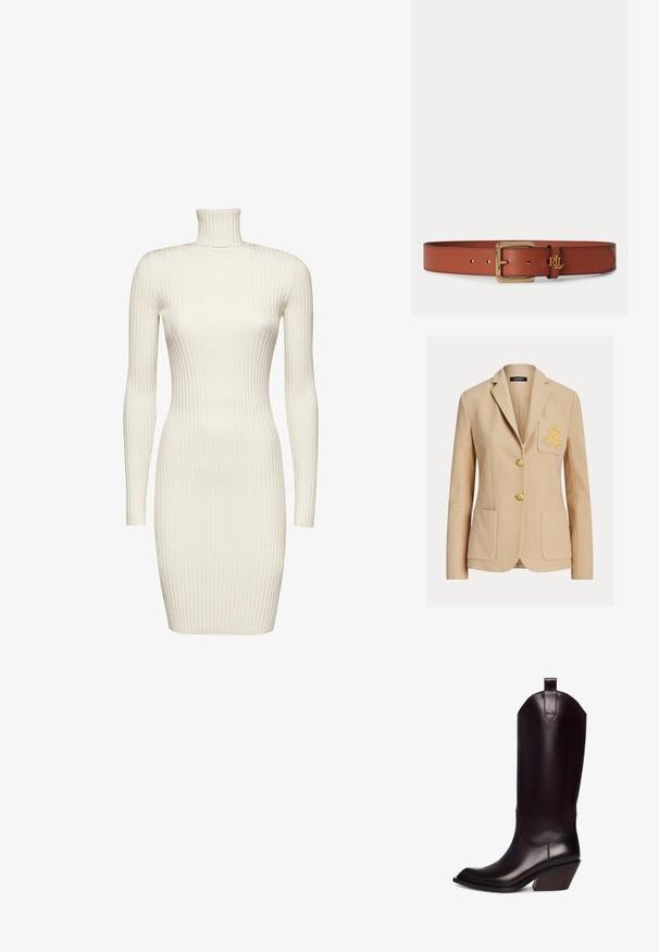 Beige op maat gemaakte blazer met twee voorzakken, gouden borduurwerk op de linker borstzak en twee gouden knopen middenvoor.; Wolford MERINO RIB DRESS - Etui-jurk - beige; Bruine leren cowboylaars met een puntige neus, hoge schacht en hellende houten hak. Voorzien van een lus voor gemakkelijke aan- en uittrekken.; Bruine leren riem met gouden gesp en klein gouden RLL-logo op de lus, plat gelegd op een lichtgrijze achtergrond.
