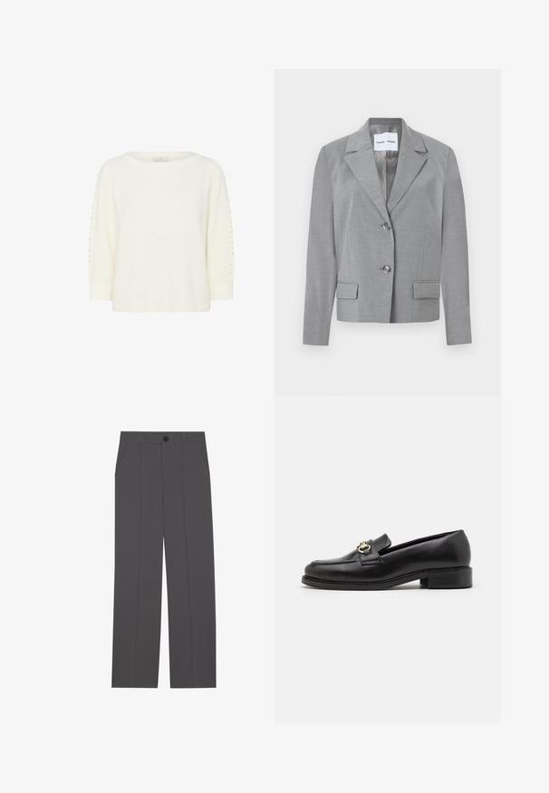 Grå skræddersyet blazer med filet krave, to-knaps lukning og to frontlommer med en glat overflade. Foret indvendig.; Kaffe KABETTY - Striktrøje - chalk cc; Grå bukser med lige ben design, der har to side lommer og en knaplukning. Glat stof uden synlige mønstre eller detaljer.; Sort læder loafer med en lav blokhæl, der har en guldfarvet hardwaredetalje og detaljeret syning langs tåen og overdelen.