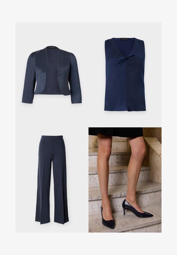 Marineblauwe cropped blazer met open voorzijde, lange mouwen en licht gevoerde schouders, gemaakt van glad satijnen stof.; Diepblauwe mouwloze blouse met V-hals en een subtiele gedraaide detail aan de voorkant, netjes opgevouwen tegen een effen lichte achtergrond.; Marineblauwe wijde broek met zijsplitsingen, hoge taille en een gladde voorkant, weergegeven tegen een witte achtergrond.; Navyblauwe hoge hakken met een spitse neus, met een gladde en gestructureerde afwerking die lijkt op krokodillenleer.