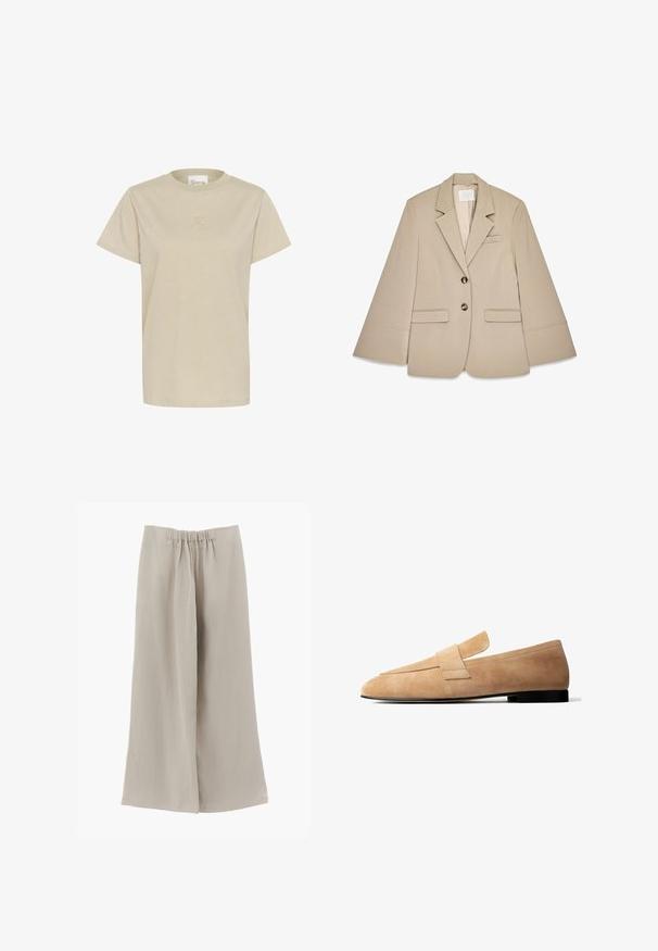 Beige Blazer mit Schalkragen, zwei vorderen Klappentaschen und zwei Messingknöpfen. Hat ein strukturiertes Design und eine glatte Stofftextur.; Helles beige T-Shirt mit kurzen Ärmeln aus weichem Stoff, mit rundem Halsausschnitt und einem dezenten, geprägten Logo auf der Brust.; Beige Hosen mit weitem Bein, elastischem Bund, vorderer Falte und lockerem Schnitt, auf einfarbigem weißen Hintergrund dargestellt.; Hellbrauner Wildleder-Slipper mit niedrigem schwarzem Absatz und breitem Riemendetail über dem Spann, im Seitenprofil vor weißem Hintergrund dargestellt.