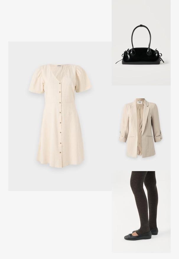 Beige blazer med en skræddersyet pasform, med klapkraver og oprevne ærmer. Har to forlommer og knaplukning. Glat stoftekstur.; Lys beige kjole med V-udskæring, korte pufærmer og en udskåret nederdel. Har frontknapper og et blødt, tekstureret stof.; Ben iført mørke ribbede leggings kombineret med sorte balletsko med små sløjfedetaljer på hvid baggrund.; Lille sort blank håndtaske med to lange håndtag og snøre-detaljer i siden på en ensfarvet lys baggrund.