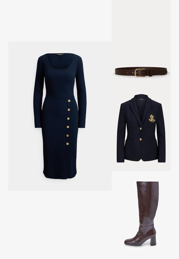 Blazer azul marino con solapa con muesca, dos botones dorados, dos bolsillos delanteros de parche y logo "RL" bordado en dorado en el bolsillo izquierdo del pecho.; Vestido midi azul marino acanalado con escote cuadrado y mangas largas, con detalle de botones laterales con seis botones dorados.; Botas de cuero marrón hasta la rodilla con puntera cuadrada y un tacón grueso. El acabado es brillante, resaltando la textura suave y las líneas de diseño.; Cinturón de cuero marrón con hebilla de metal dorado y bordes cosidos, colocado plano sobre un fondo blanco.