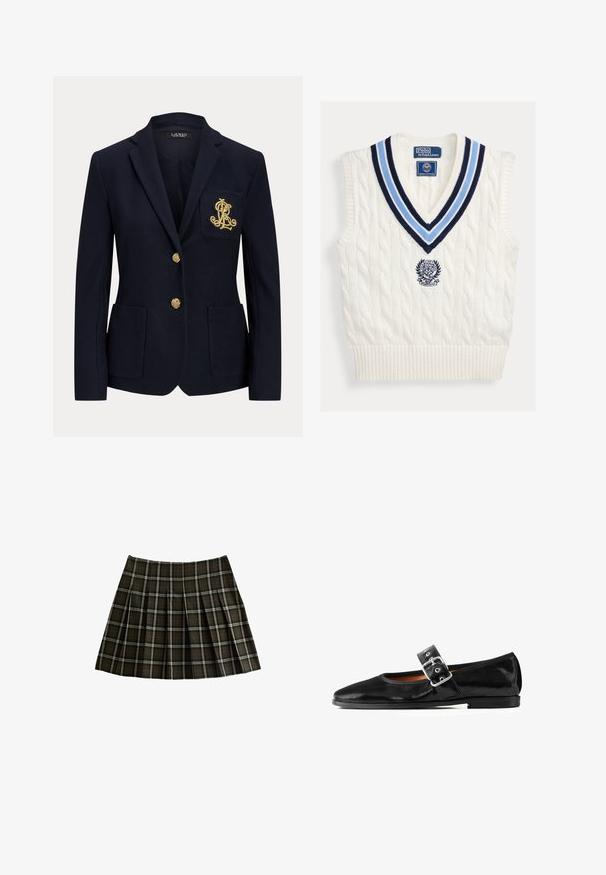 Marineblauwe blazer met ingesneden revers, twee gouden knopen, twee opgestikte voorzakken en goud geborduurd "RL"-logo op de linkerborstzak.; Wit kabelgebreid mouwloos trui-vest met blauw gestreepte V-hals en Polo Ralph Lauren Wimbledon-logo op de borst.; Geruite mini-rok met donkergroene en rode ruiten, geplooid ontwerp en een soepele textuur. Gemaakt van stof met een zachte afwerking.; Zwarte Mary Jane platte schoen van lakleer, met een afgeronde neus, verstelbare gespband, textuur op het oppervlak, lage zool met minimale profielvoering.