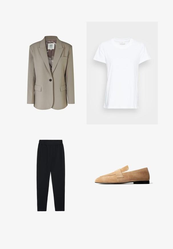 Beige Blazer mit Reverskragen, Ein-Knopf-Verschluss, zwei Vorderaschen und einem glatten Satin-Futter. Maßgeschneiderte Passform mit strukturierten Schultern.; Weißes Kurzarm-T-Shirt aus weicher Baumwolle. Mit rundem Halsausschnitt und einem leicht lockeren Schnitt sowie seitlichen Schlitzen für zusätzlichen Komfort.; Schwarze Jogginghosen aus weichem Stoff, mit einem dehnbaren Bund, Seitentaschen und schmalen Beinen für eine taillierte Optik.; Hellbrauner Wildleder-Slipper mit niedrigem schwarzem Absatz und breitem Riemendetail über dem Spann, im Seitenprofil vor weißem Hintergrund dargestellt.