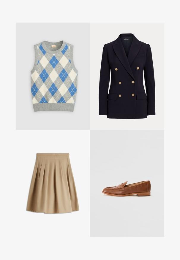 Sort dobbeltradet blazer med seks gyldne knapper, hakkede revers, to forlommer med klap og en skræddersyet pasform.; Grå ærmeløs sweater med et argyle mønster i blå, hvid og gul. Har en rund halsudskæring og ribbet kant. Fremstillet af blødt stof.; Beige knælængde plisseret nederdel med bred linning og box-plisseringer, lavet af glat stof, vist på en hvid baggrund.; Lauren Ralph Lauren WYNNIE - Loafers - deep saddle tan