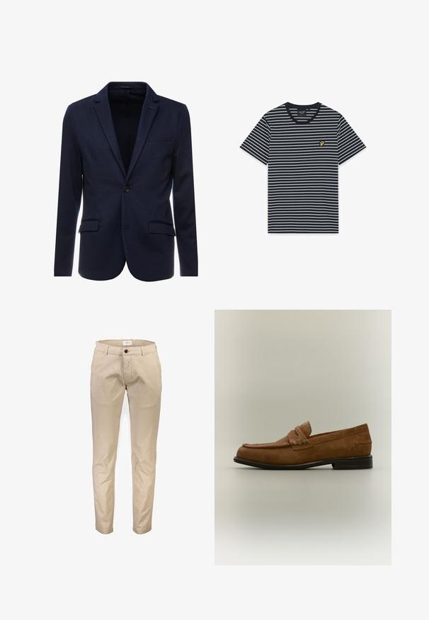 Blazer azul marino de tela texturizada, con cierre de un solo botón, solapas muesca y dos bolsillos frontales.; Camiseta de manga corta azul marino con delgadas rayas horizontales blancas y un pequeño logo de un pájaro amarillo en el pecho izquierdo.; Pantalones de algodón beige con diseño de pierna recta, que cuentan con bolsillos delanteros, cierre de cremallera y un solo botón. Textura lisa, sin estampados.; Mocasín de ante marrón con un tacón bajo negro y un detalle de correa cosida en la parte superior, mostrado desde un lado sobre un fondo neutro.