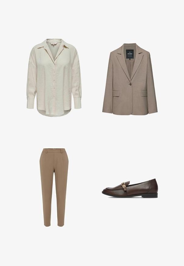 Beige skræddersyet blazer med enkelt knap, hakkede revers, klaplommer og et Pull&Bear-mærke inde i kraven.; Lys beige skjorte med knapper og krave, lange ærmer og et let struktureret stof. Har en buet kant og knapper foran.; Brune skræddersyede bukser med lige ben, glat tekstur, forlommer og en talje med bæltestropper.; Mørkebrun læderloafer med lav hæl og guldfarvet metalspænde på toppen, vist i sideprofil på en hvid baggrund.