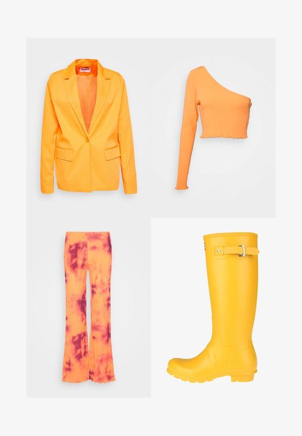 Noisy May NMTHEA - Blazer - vibrant orange; Monki Langærmet T-shirt - orange; Mads Nørgaard JENA PANTS - Bukser - orange clown fish; Gul gummistøvle med en glat overflade, justerbar spænde, og tekstureret sål for bedre greb. Høj design, rund tå, og sømløs krop.