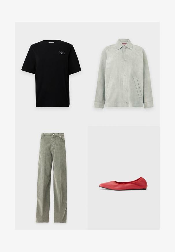 Hellgraue Wildlederjacke mit Knopfleiste, spitzem Kragen, langen Ärmeln und schrägen Seitentaschen vor einfarbigem Hintergrund.; Schwarzes Kurzarm-T-Shirt mit Rundhalsausschnitt und kleinem weißen "Maison Kitsuné"-Logo auf der linken oberen Brust.; Grüne Cordhose mit geradem Bein, vorne mit Knopf und Reißverschluss, Gürtelschlaufen sowie seitlichen und hinteren Taschen, flach auf einfachem Hintergrund dargestellt.; Filippa K REY FLATS - Klassischer Ballerina - bright red