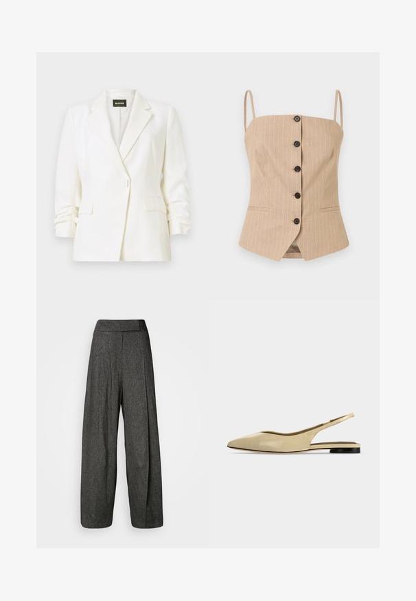Blazer blanc sur mesure avec revers crantés, fermeture à un bouton, poches à rabat à l'avant et manches légèrement froncées, étiqueté BOSS.; Haut sans manches beige à fines rayures, avec fines bretelles, ouverture boutonnée à l'avant avec six boutons noirs, coupe ajustée et petites poches passepoilées à l'avant.; Pantalons larges gris en tissu texturé, avec une taille haute, des plis avant et une coupe droite qui s'étend jusqu'à la cheville.; Chaussure plate beige à bout pointu avec bride arrière, petit talon noir et finition en cuir lisse, vue de côté sur un fond uni.