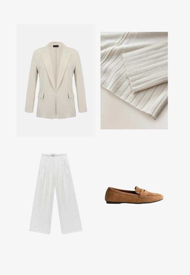 Blazer beige sur mesure avec revers crantés, manches longues, deux poches à rabat à l'avant et un design ouvert à l'avant.; Pull en maille côtelée de couleur beige clair. Présente une texture douce avec des lignes verticales et un poignet replié. Le matériau semble confortable et chaud.; Pantalons larges en tissu blanc, dotés d'une taille ceinturée, de plis à l'avant et d'une texture lisse partout.; Mocassin plat en daim marron avec une bride sur le dessus et une semelle noire, présenté de profil sur un fond blanc.