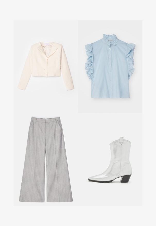 Afskåret cremefarvet blazer med et struktureret stof, slået krave og to forreste knapper. Lange ærmer og en glat indreforing.; Lyseblå bluse med rynkede korte ærmer, mandarin-krave og frontknaplukning. Letvægtsstof med en glat tekstur.; Grå vide benbukser med lodrette striber, der har en glat tekstur og en subtil glans. Inkluderer forreste lommer og en waistband.; Castañer DIMBA - Cowboy- / bikerstøvlette - plata