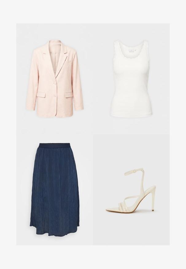 Veste simple boutonnage rose pâle avec revers crantés, deux boutons, deux poches avant à rabat, et une poche poitrine, présentée sur un fond uni.; Débardeur blanc côtelé avec encolure et bords des manches festonnés, présenté sur un fond clair uni.; Jupe plissée bleu marine avec une taille ornée de bords festonnés. Fabriquée en tissu léger, la jupe possède un design fluide et une texture douce.; Sandales à talons hauts beiges avec un bout pointu, comportant trois brides à l'avant et une fine bride à la cheville avec une boucle. Texture lisse, design minimaliste.
