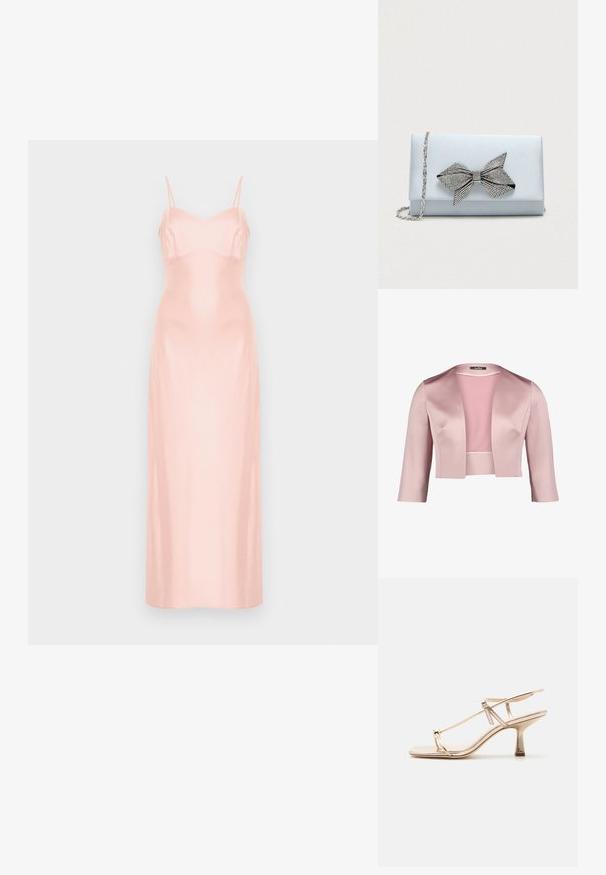 Kariertes Jackett aus glattem, rosa Satin mit Dreiviertelärmeln und einem Schalkragen. Verfügt über ein schlichtes, ungeschmücktes Design.; Langes, hellrosa Satinkleid mit dünnen Spaghettiträgern und figurbetontem Oberteil, vor einem schlichten weißen Hintergrund präsentiert.; Goldfarbene Sandale mit Riemchen, niedrigem Kitten-Heel, verstellbarem Knöchelriemen und Zehenring vor einfachem hellem Hintergrund.; Helles blaues Satin Clutch mit silberner Kettenriemen und großer mit Rhinestones verzierter Schleifen-Dekoration auf der Vorderklappe.