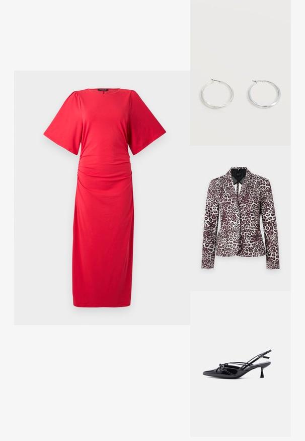 Damentwill-Blazer mit Leopardenmuster, zwei Knöpfen, Reverskragen, langen Ärmeln und aufgesetzten Taschen vorne vor weißem Hintergrund.; Rotes Midi-Kleid mit kurzen, weiten Ärmeln, rundem Ausschnitt und gerafftem Detail an der Taille, aus einem glatten, dehnbaren Material gefertigt.; Schwarzer Slingback-Pumps aus Lackleder mit spitzer Zehenpartie, niedrigem Kitten-Heel und dekorativer, geknoteter Schleife vorne.; Silberne Metallcreolen mit glatter, leicht gebogener Oberfläche und Klappverschluss vor schlicht weißem Hintergrund.