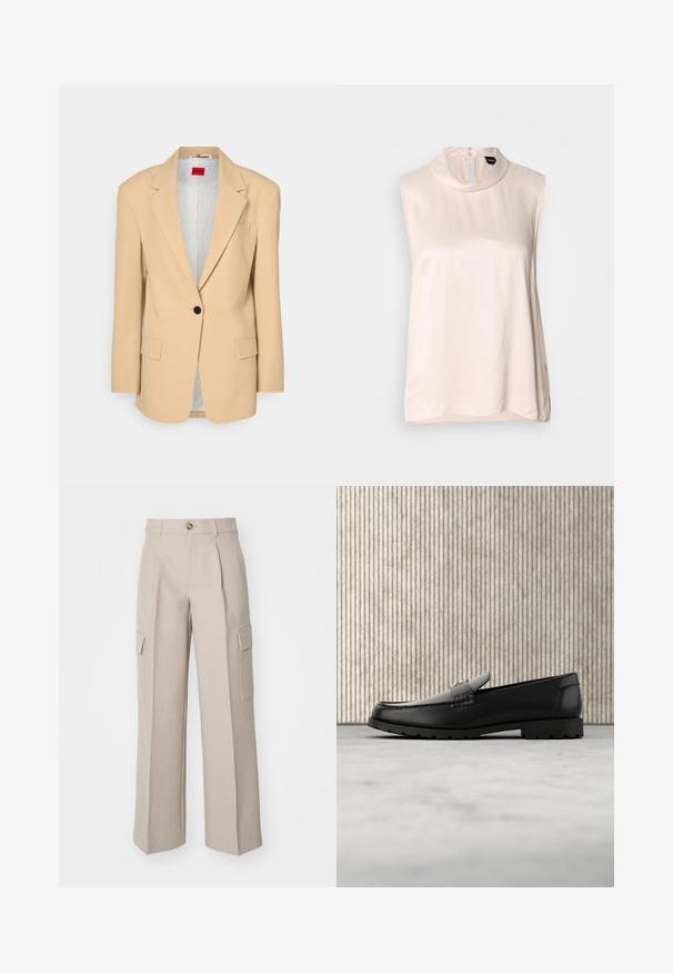 HUGO AGURA - Korte frakker - open beige; Ærmeløs lyserød bluse med høj krave, lavet af glat, skinnende stof. Har knaplukning bagpå og en buet kant.; Beige brede bukser lavet af stof, med frontfolder og to sidecargo-lommer. Indeholder en frontknaplukning.; Sorte læder loafers med en hævet søm, guld accentlogo og tekstureret rem. Har en tykk, holdbar gummisål.